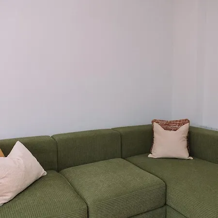 Belleza Cerca Del Centro En By 公寓 比戈