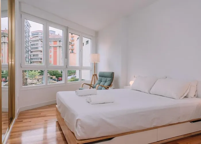 Belleza Cerca Del Centro En By 公寓 *